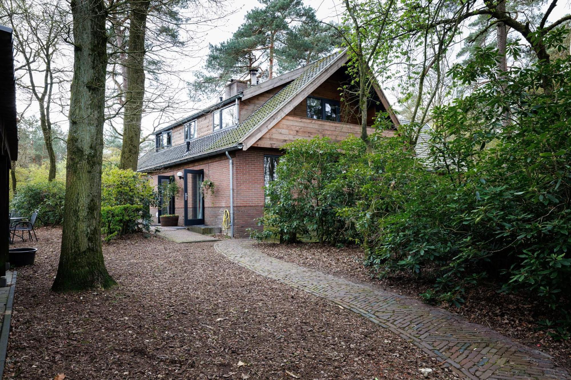 B&B Wicherumloo Wekerom Exterior photo